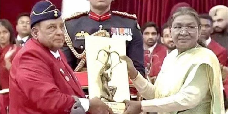 अर्जुन पुरस्कार से सम्मानित हुए मुरलीकांत पेटकर, ‘चंदू चैंपियन’ के लिए साजिद नाडियाडवाला का जताया आभार