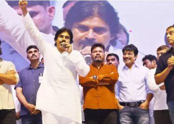 ‘गेम चेंजर’ के प्री-रिलीज इवेंट में 2 फैंस की मौत, राम चरण-पवन कल्याण ने परिजनों को दी लाखों रु. की मदद