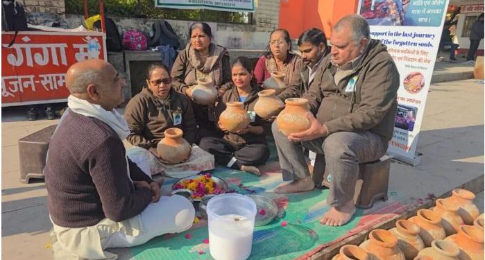 70 लावारिस अस्थियों को दिलाया गया मोक्ष! हरिद्वार मां गंगा की गोद में किया गया विसर्जित
