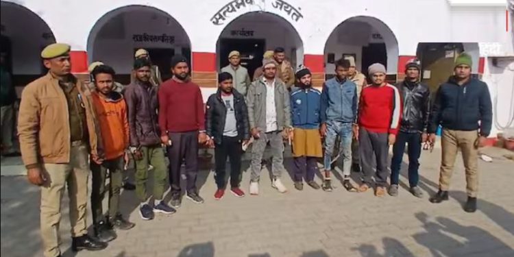 संभल हिंसा में दाऊद गैंग के गुर्गे समेत 10 और आरोपी गिरफ्तार, अयान-बिलाल के हत्यारे भी शामिल