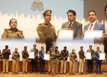गौतम बुद्ध नगर पुलिस कमिश्नरेट के तीन थानों को मिला ISO 9001:2015 सर्टिफिकेट