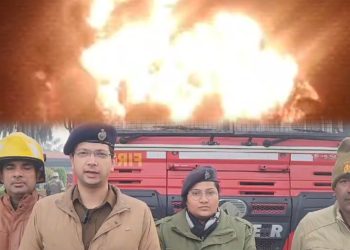 ग्रेटर नोएडा में केमिकल फैक्ट्री में लगी भीषण आग, 32 दमकल की गाड़ियां आग को बुझाने में जुटी