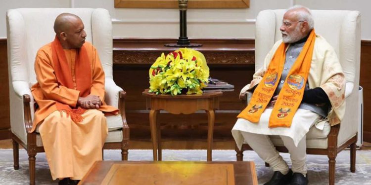 PM मोदी से मिले CM योगी, कुंभ आने का दिया निमंत्रण, कहा- प्रयागराज से हो रहा नए भारत का दर्शन