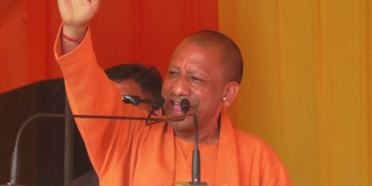 चोरी छिपे संगम में डुबकी लगाकर आ गए… बागपत में विपक्ष पर सीएम योगी का हमला