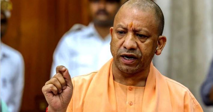 महाकुंभ मेले में अव्यवस्था पर मुख्यमंत्री योगी को आया गुस्सा, लगाई अधिकारियों को फटकार