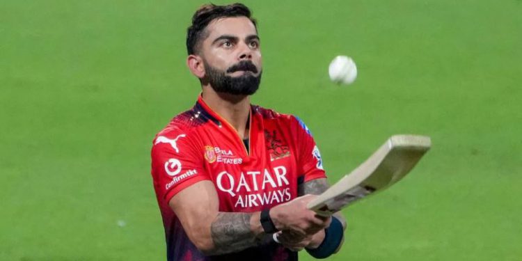 IPL 2025 के पहले ही मैच में कोहली रच देंगे नया इतिहास, रोहित और DK के खास क्लब में हो जाएंगे शामिल