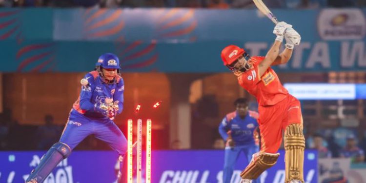 लगातार तीसरी बार फाइनल में पहुंची दिल्ली कैपिटल्स को पहले खिताब का इंतजार, ऐसे बन सकती है चैंपियन