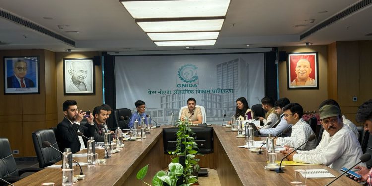 इंटीग्रेटेड इंडस्ट्रियल टाउनशिप का पीएमओ के उप सचिव ने लिया जायजा