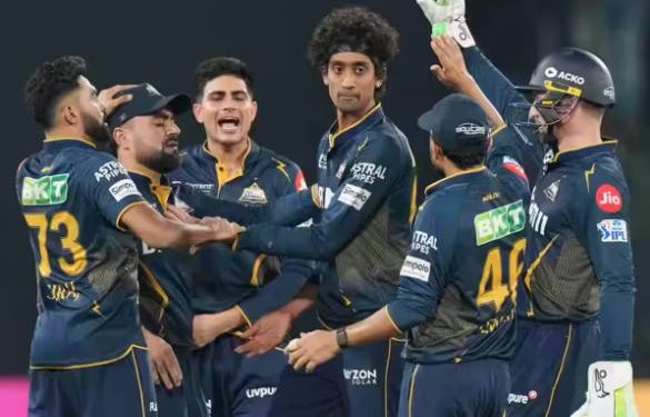 गुजरात ने हैदराबाद को 7 विकेट से हराया,पहले सिराज और फिर गिल-सुंदर ने बरपाया कहर