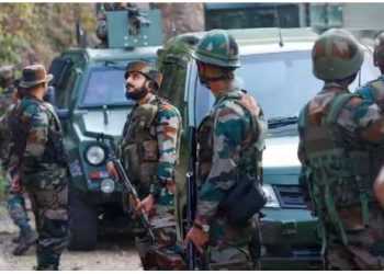 जम्मू-कश्मीर के किश्तवाड़ में 3 आतंकी ढेर, सुरक्षाबलों ने जैश-ए-मोहम्मद के कमांडर को भी मार गिराया