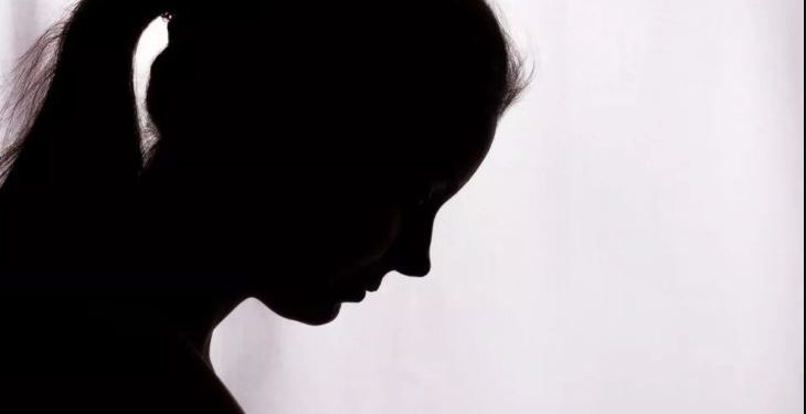 यूपी में शर्मसार कर देने वाला मामला, पांच लाख में नाबालिग बेटी को बेचा; खरीदार ने किया दुष्कर्म