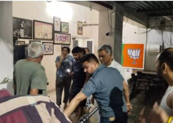 पंजाब: बीजेपी नेता मनोरंजन कालिया के घर ई-रिक्शा सवार युवकों ने फेंका विस्फोटक, जांच में जुटी पुलिस