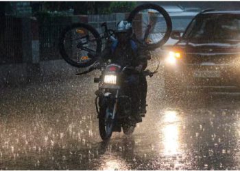 उत्तराखंड में भारी बारिश को लेकर अलर्ट जारी, रहिए सतर्क