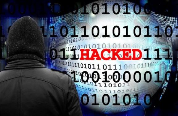 नैनीताल बैंक से 16 करोड़ की ठगी मामले में नाइजीरियन समेत 2 गिरफ्तार, गाजियाबाद के 6 बैंक खातों में कैसे गए 1.5 करोड़?