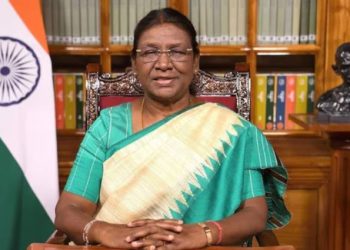 वक्फ संशोधन बिल बना कानून, राष्ट्रपति द्रौपदी मुर्मू ने दी मंजूरी