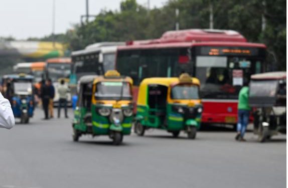 नोएडावासियों के लिए गुड न्यूज, जल्द मिलेगी डबल डेकर बस की सुविधा; मोरना से जेवर तक सफर होगा आसान