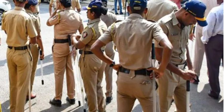 कासगंज में ऑनर किलिंग? प्रेमिका से मिलने पहुंचा शख्स, पिता और भाई ने मार डाला