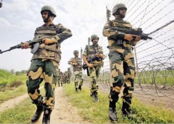 BSF का भारत-पाकिस्तान बॉर्डर पर बड़ा एक्शन, राजस्थान में PAK रेंजर को पकड़ा