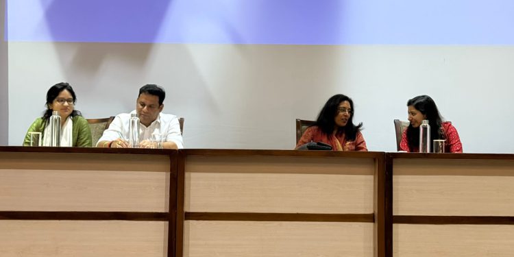 ग्रेटर नोएडा में छात्रों के लिए करियर ओरिएंटेशन प्रोग्राम आयोजित