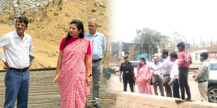 एसीईओ ने चारमूर्ति चौक और शाहबेरी रोड का लिया जायजा, जल्द काम पूरा करने के दिए निर्देश