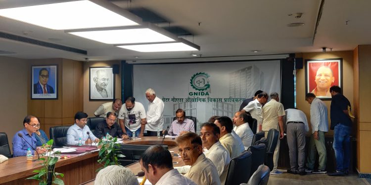 रोजा याकूबपुर के लीजबैक के प्रकरणों पर हुई सुनवाई