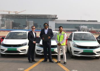 नोएडा इंटरनेशनल एयरपोर्ट और Uber के बीच करार, यात्रियों को मिलेगी स्मार्ट और सुविधाजनक लास्ट-माइल यात्रा