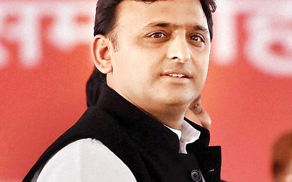 पूर्व मुख्यमंत्री अखिलेश यादव को गोली मारने की धमकी पर कोर्ट ने दिया पुलिस को मुकदमा दर्ज करने का आदेश