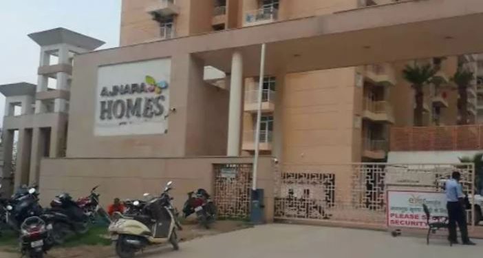 ग्रेटर नोएडा की सोसायटी पर लगा 5 लाख रुपये का जुर्माना, जल विभाग के एक्शन से मचा हड़कंप