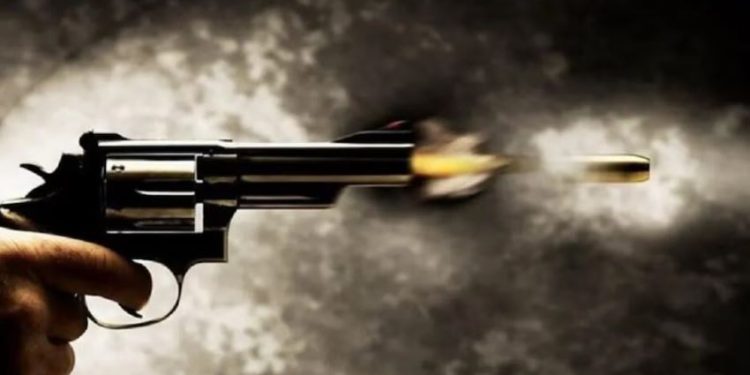 गाजियाबाद: ATM लूटने की योजना बना रहे बदमाशों की पुलिस के साथ मुठभेड़, 2 गिरफ्तार