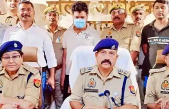 दिल्ली में मर्डर, सूटेकस में भरी लाश, हापुड़ में फेंका… 500 CCTV फुटेज खंगाल कातिल प्रेमी तक पहुंची पुलिस