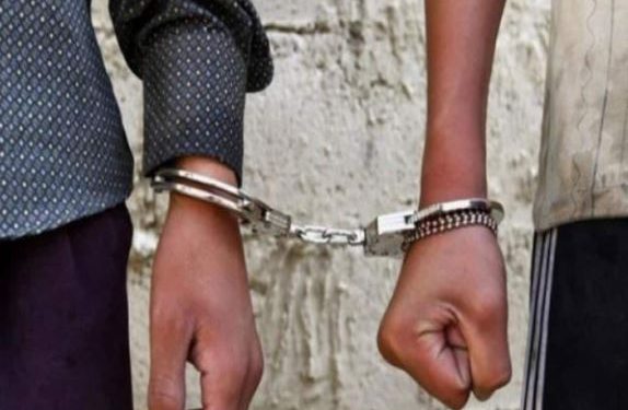 सबसे बड़ा गुंडा कौन? सवाल पर हो गई दो दोस्तों की बहस… एक ने दूसरे को मार डाला