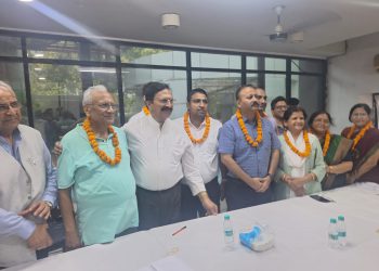 NRI सिटी पुटिंग ग्रीन्स में शांतिपूर्ण ढंग से RWA चुनाव सम्पन्न, जिंदल बने नये अध्यक्ष