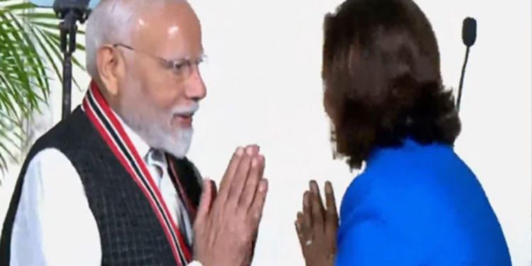 प्रधानमंत्री नरेंद्र मोदी को मिला ‘ऑर्डर ऑफ द रिपब्लिक’ सम्मान, त्रिनिदाद-टोबैगो ने किया सम्मानित