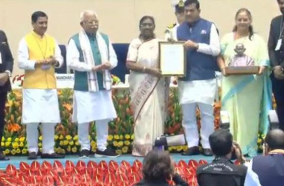 देश का तीसरा सबसे साफ शहर लखनऊ, 44 से सीधे टॉप-3 में पहुंचा; ‘नवाबों की नगरी’ ने कैसे किया ये कमाल?