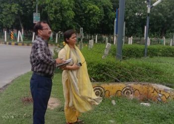 जैतपुर रोटरी से सटे पार्क व ग्रीन बेल्ट के दुरुस्तीकरण का कार्य शुरू, ओएसडी गुंजा सिंह ने लिया जायजा