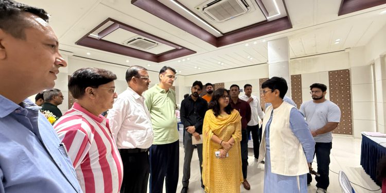 वीवीआईपी होम्स: मालिकाना हक मिलने से फ्लैट खरीदारों के चेहरे खिले