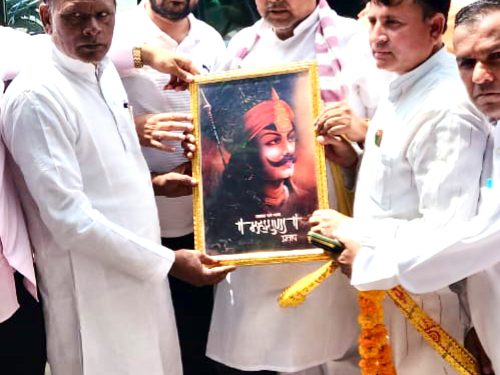 भाजपा किसान मोर्चा गौतम बुद्धनगर ने ग्रेटर नोएडा में किया प्रदेश अध्यक्ष का भव्य स्वागत