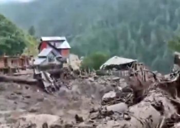 जम्मू कश्मीर के किश्तवाड़ में बादल फटा, 46 की मौत, राहत बचाव जारी