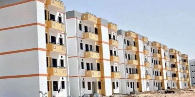 आगरा: सीएम योगी ने किया अटल पुरम टाउनशिप का शुभारंभ, 1430 आवास बनेंगे