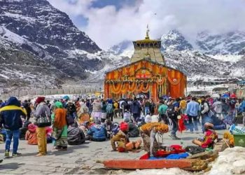 केदारनाथ पैदल मार्ग पर पहाड़ी से गिरा पत्थर, महाराष्ट्र के यात्री की मौत, आज ही दोबारा शुरू हुई थी यात्रा