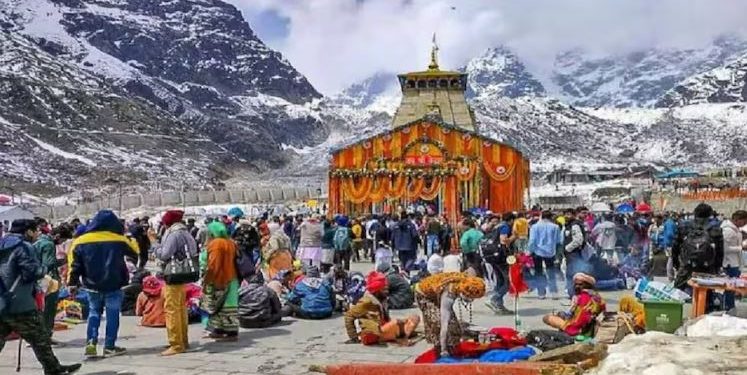 केदारनाथ पैदल मार्ग पर पहाड़ी से गिरा पत्थर, महाराष्ट्र के यात्री की मौत, आज ही दोबारा शुरू हुई थी यात्रा