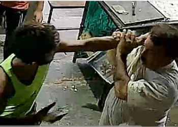 उधार देने से मना किया तो पहलवान को आया गुस्सा, दुकानदार को दी ‘धोबी पछाड़’