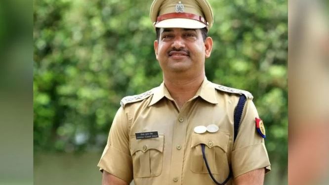 UP पुलिस के 17 जवानों को गैलेंट्री मेडल, एनकाउंटर स्पेशलिस्ट DSP दीपक सिंह भी होंगे सम्मानित