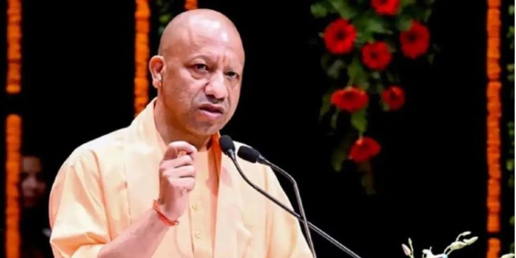 यूपी के सभी गांव सौर ऊर्जा से होंगे रोशन; एक लाख सूर्य सखियां निभाएंगी अहम जिम्मेदारी, योगी सरकार ने बनाई ये रणनीति