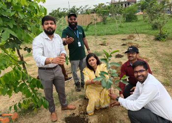हरित उपवन होगा अधिक हरा-भरा, ग्रेनो प्राधिकरण और एचसीएल फाउंडेशन ने लगाए 1,000 पौधे, 90 हजार पौधों का लक्ष्य