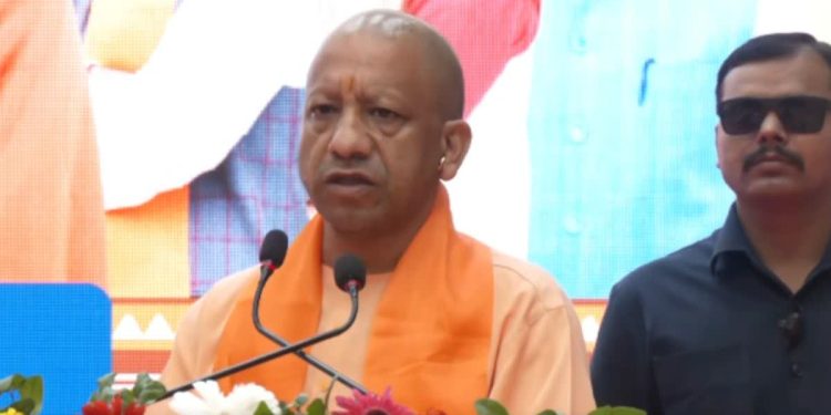 लखनऊ में सीएम योगी बोले- जीएसटी रिफॉर्म से UP के व्यापारियों और ग्राहकों को सबसे अधिक लाभ, बाजार को मिलेगी मजबूती