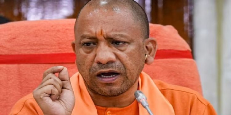 शारदीय नवरात्र में शोहदों पर रखें नजर…UP में ‘मिशन शक्ति’ की घोषणा, CM योगी ने अधिकारियों को दिये सख्त निर्देश