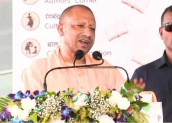 नशे में बड़े भाई ने गड़ासे से धमकाया, नाबालिग भाई ने उसी से काट दी गर्दन