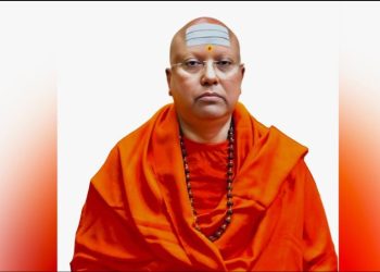 दिल्‍ली पुलिस को मिली बड़ी कामयाबी, स्वामी चैतन्यानंद अरेस्ट, आगरा के होटल में छिपा था… 17 छात्राओं संग यौन शोषण का लगा है आरोप