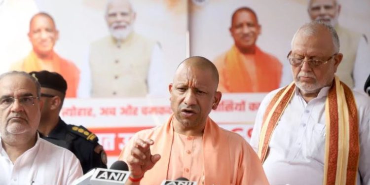 UP में छात्रों को अब सितंबर में ही मिलेगी छात्रवृत्ति, CM योगी आदित्यनाथ का बड़ा फैसला